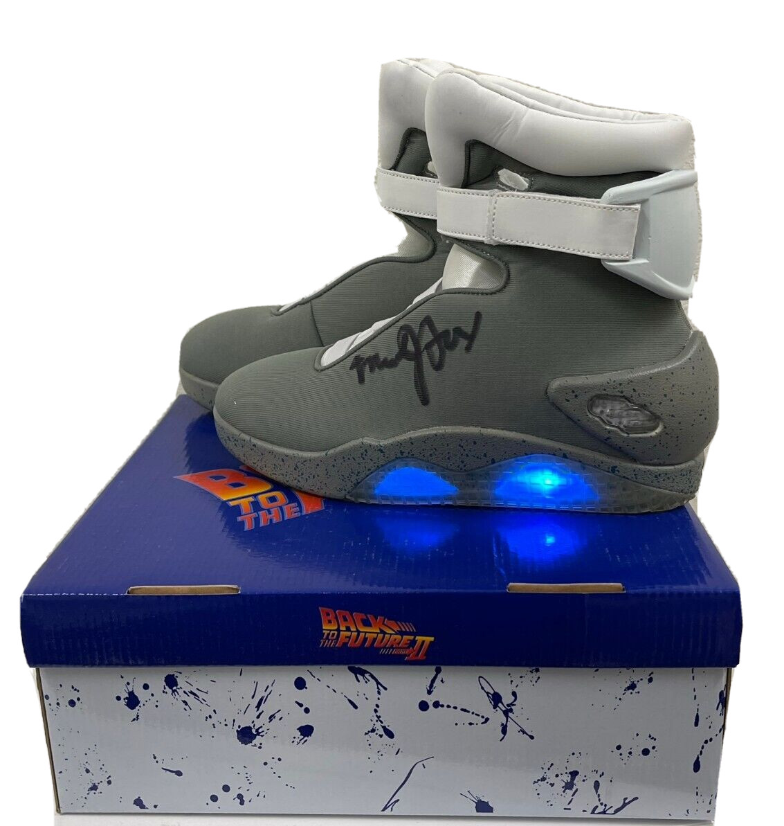 MICHAEL J FOX SIGNED BACK TO THE FUTURE SNEAKERS AUTHENTIC AUTOGRAPH BECKETT 6