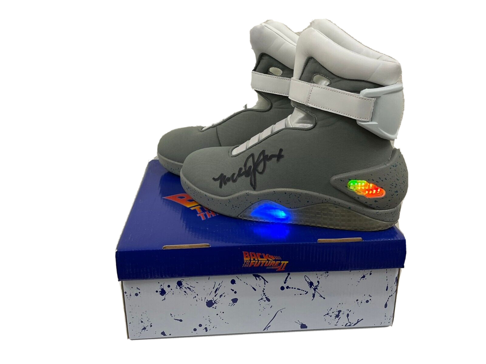 MICHAEL J FOX SIGNED BACK TO THE FUTURE SNEAKERS AUTHENTIC AUTOGRAPH BECKETT 15