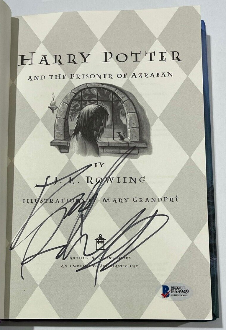 DANIEL RADCLIFFE SIGNED HARRY POTTER AND THE PRISONER OF AZKABAN BOOK BECKETT 5