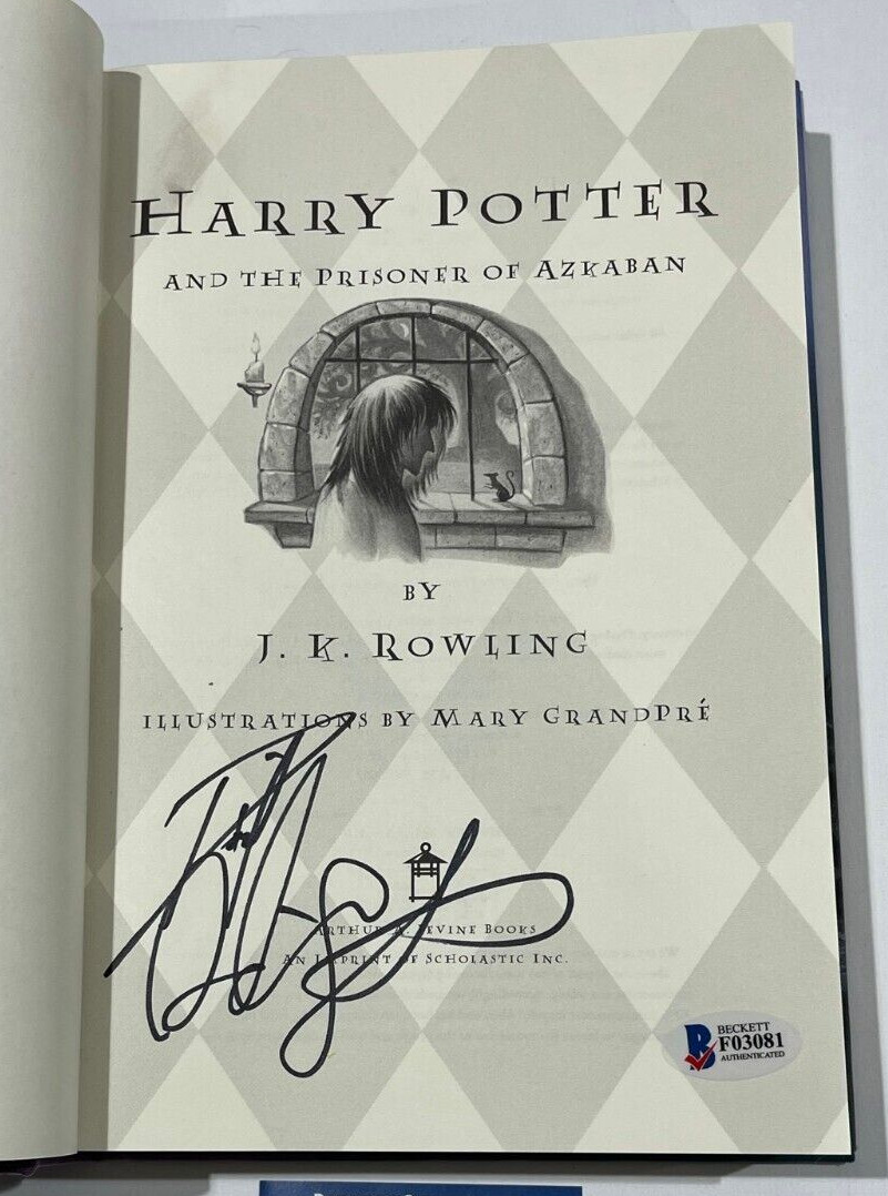 DANIEL RADCLIFFE SIGNED HARRY POTTER AND THE PRISONER OF AZKABAN BOOK BECKETT 15