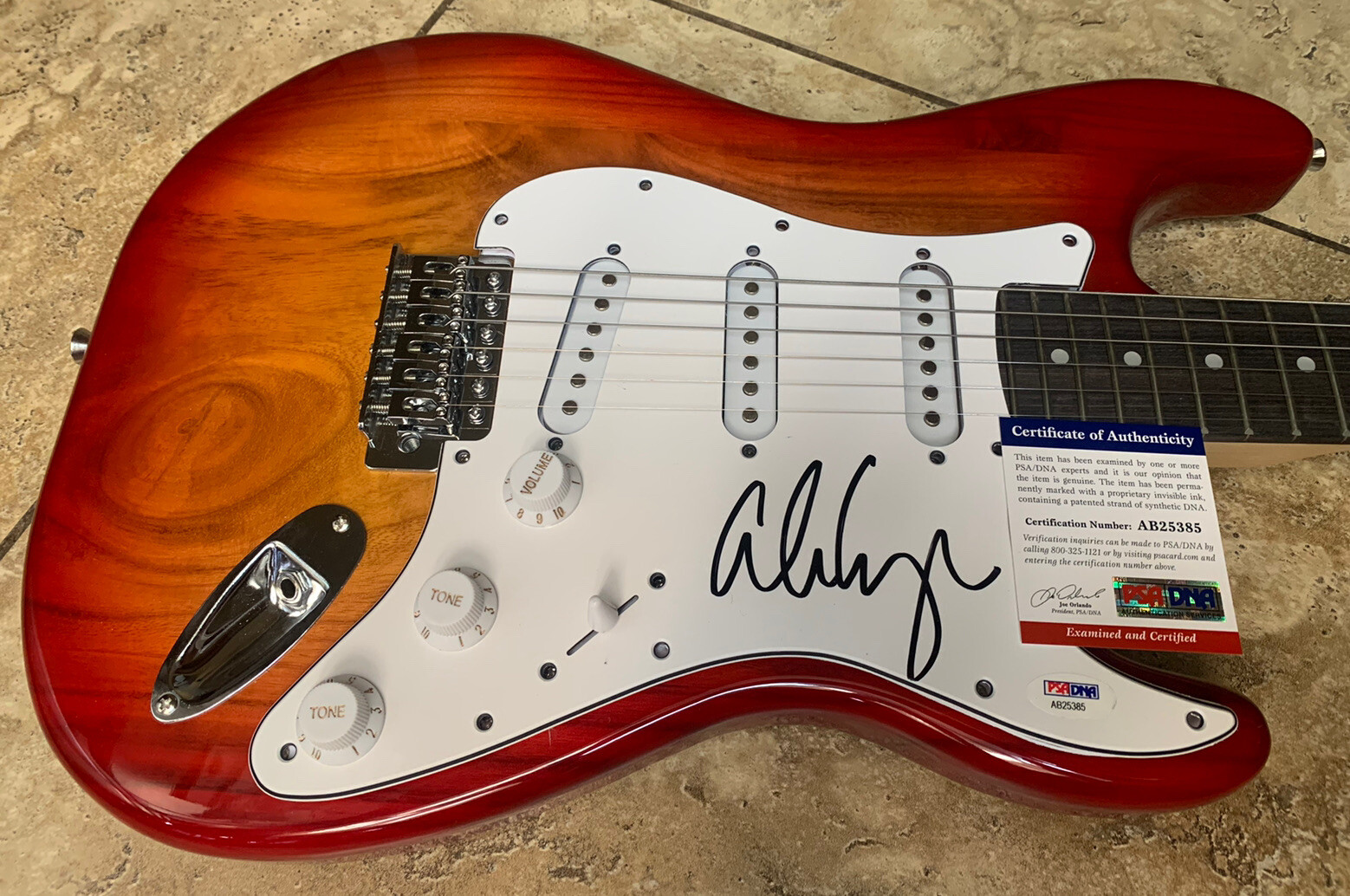 ALICE COOPER NIGHTMARE SIGNED AUTOGRAPHED ELECTRIC GUITAR PSA CERTIFIED COLLECTIBLE MEMORABILIA