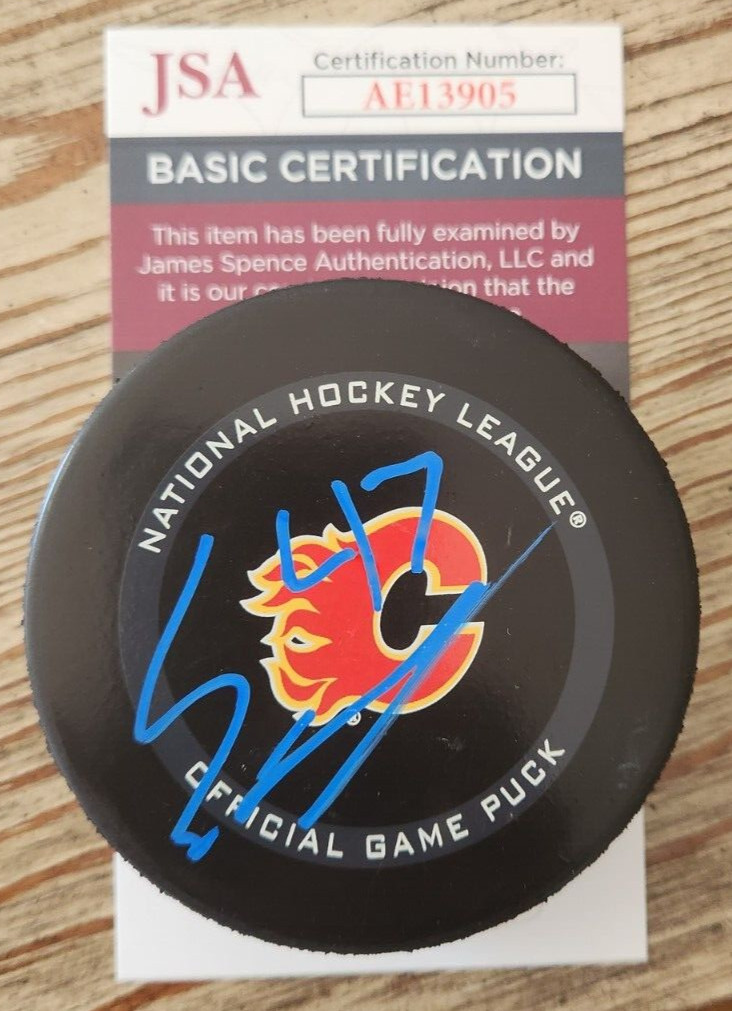 Connor Zary Signed Official NHL Game Puck w/ JSA COA #AE13905 Calgary Flames