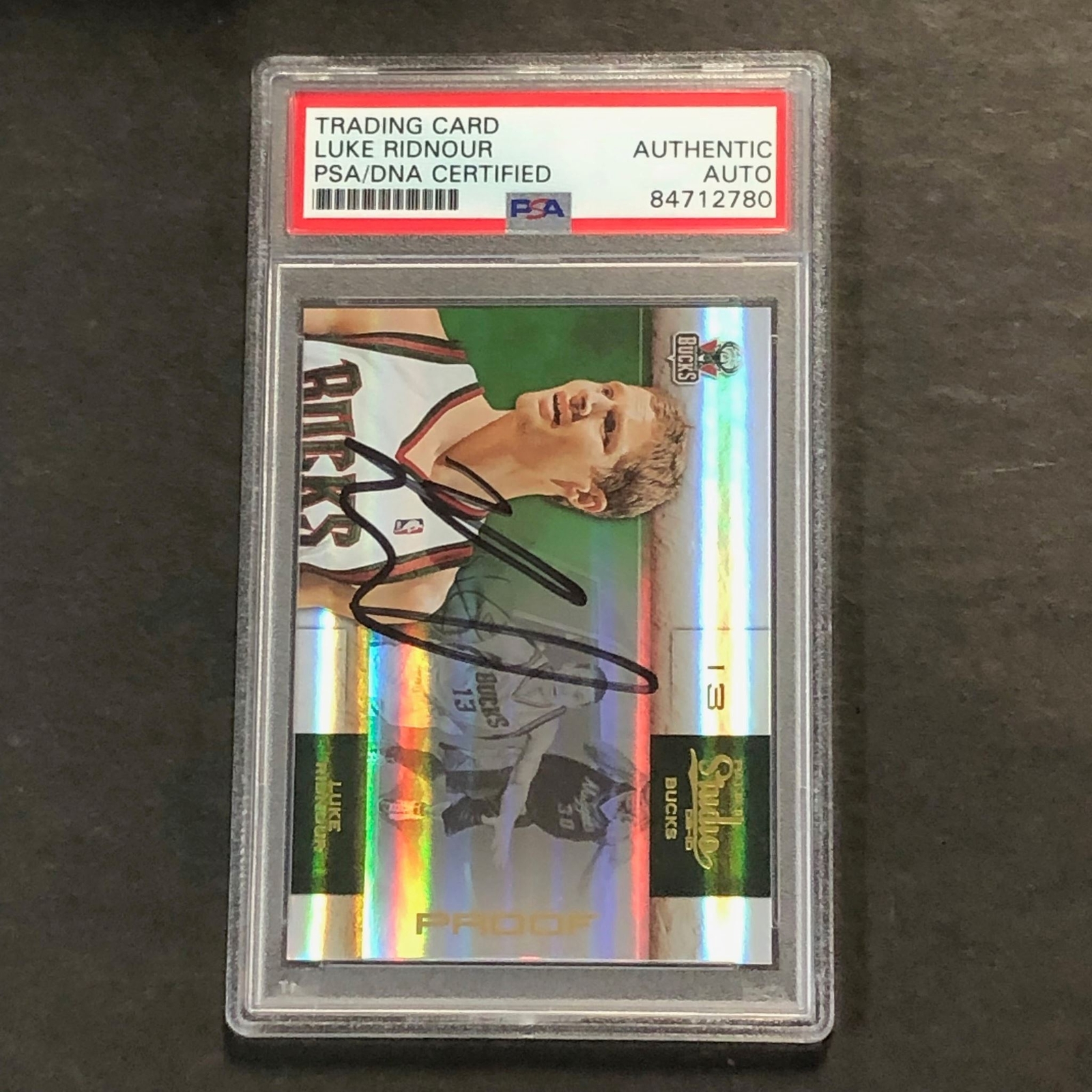 2009-10 Panini Studio #87 Luke Ridnour Signed Card AUTO PSA Slabbed Bucks
