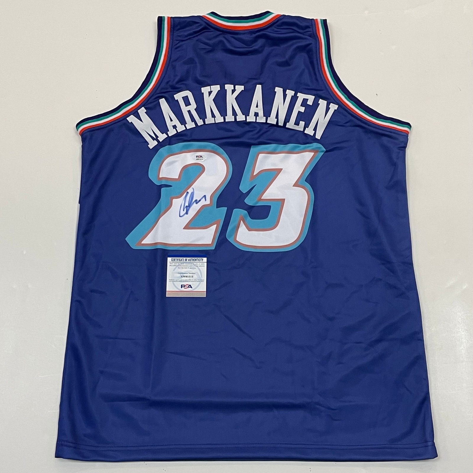 Lauri Markkanen signed jersey PSA/DNA Utah Jazz Autographed
