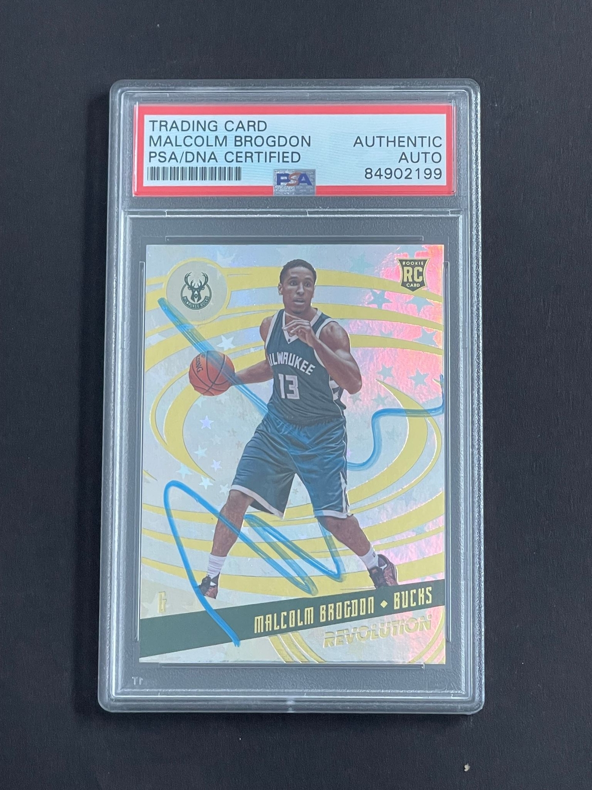 2016-17 Panini Revolution #106 Malcolm Brogdon Signed Card PSA Slabbed Bucks
