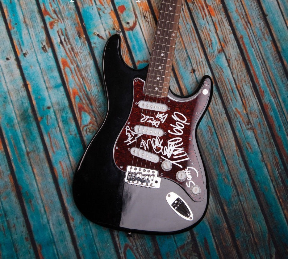 GFA Doom Metal Band * SAINT VITUS * Signed Electric Guitar LA3 COA