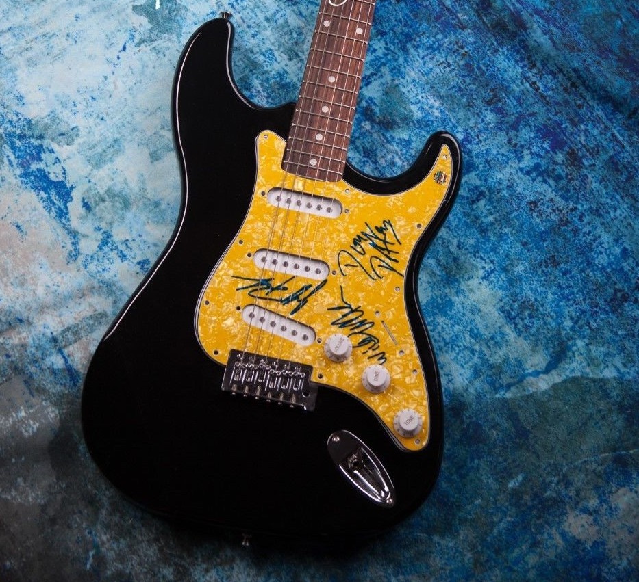 GFA Don Jeff Pilson & Mick Brown * DOKKEN * Signed Electric Guitar PROOF COA