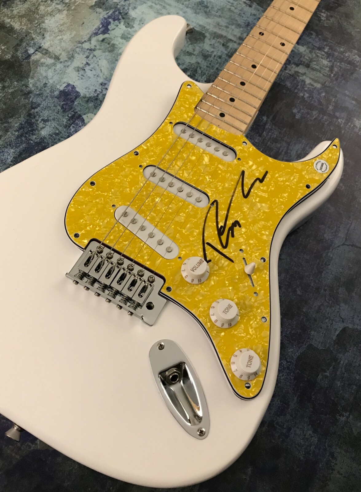 GFA Matchbox 20 Twenty * ROB THOMAS * Signed Electric Guitar PROOF R4 COA