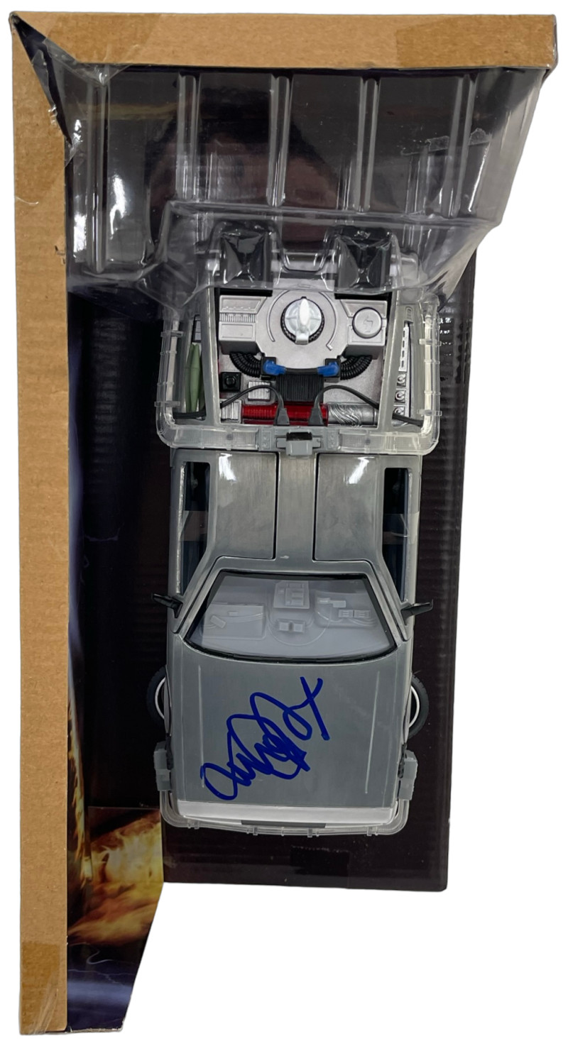 MICHAEL J FOX SIGNED BACK TO THE FUTURE 1:24 DELOREAN DIECAST BECKETT COA
