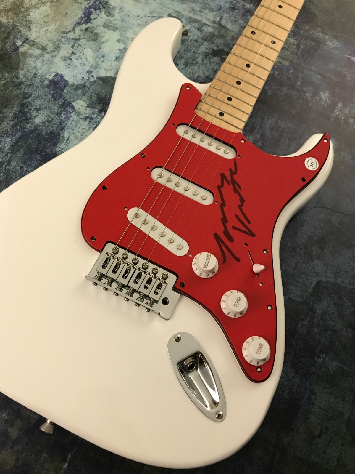 GFA Prong & Danzig Metal Star * TOMMY VICTOR * Signed Electric Guitar T3 COA