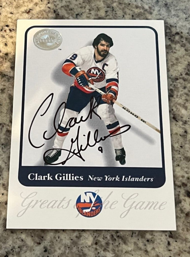 Clark Gillies signed auto 2001-02 Fleer Greats of the Game Islanders Card #62
