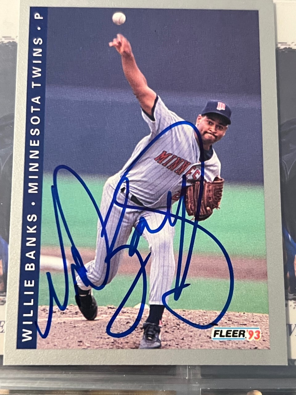 Willie Banks signed autographed 1993 Fleer Minnesota Twins Baseball Card #637
