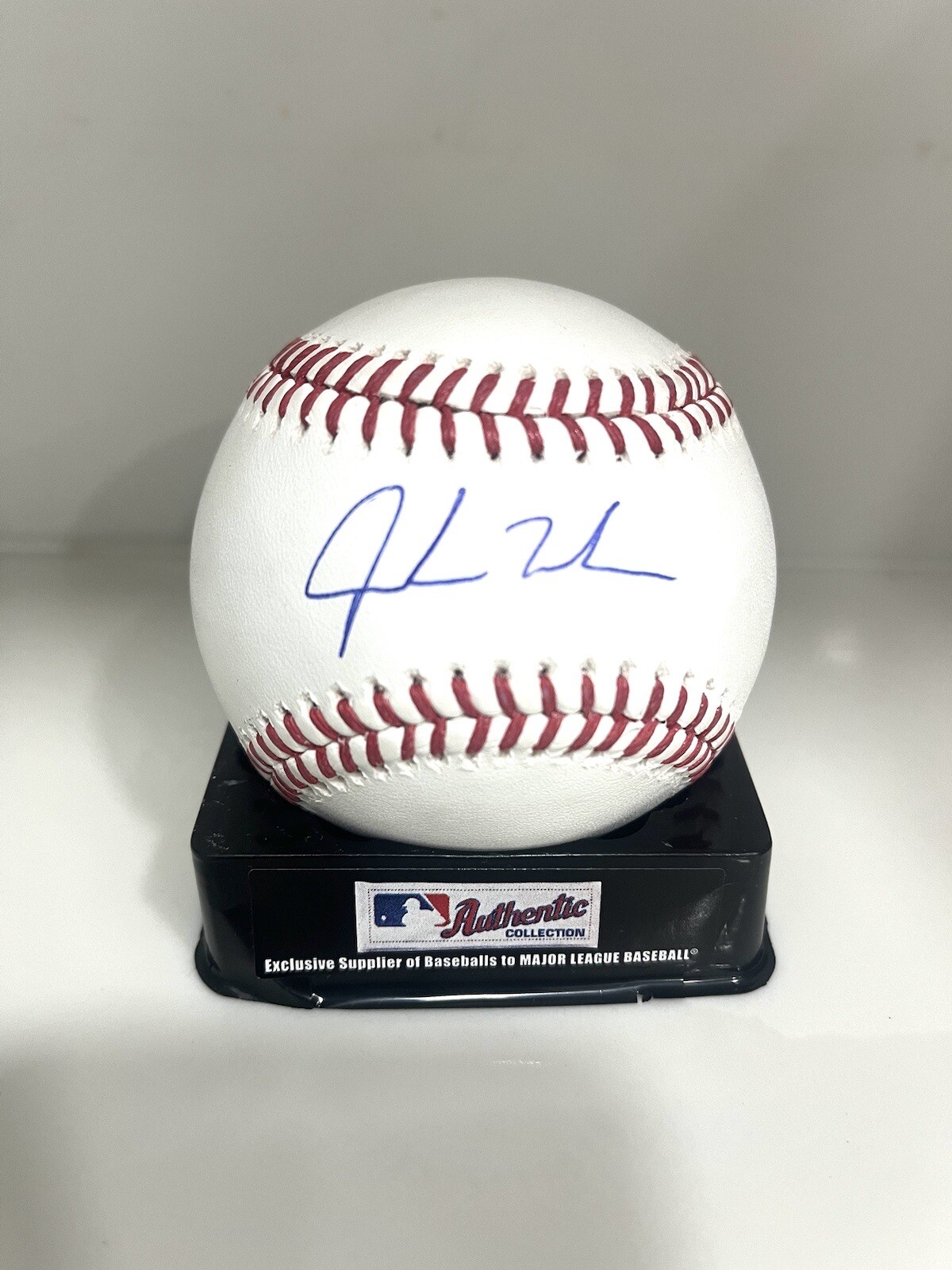 JORDAN WALKER SIGNED OML BASEBALL ST LOUIS CARDINALS BECKETT WITNESSED BAS #5
