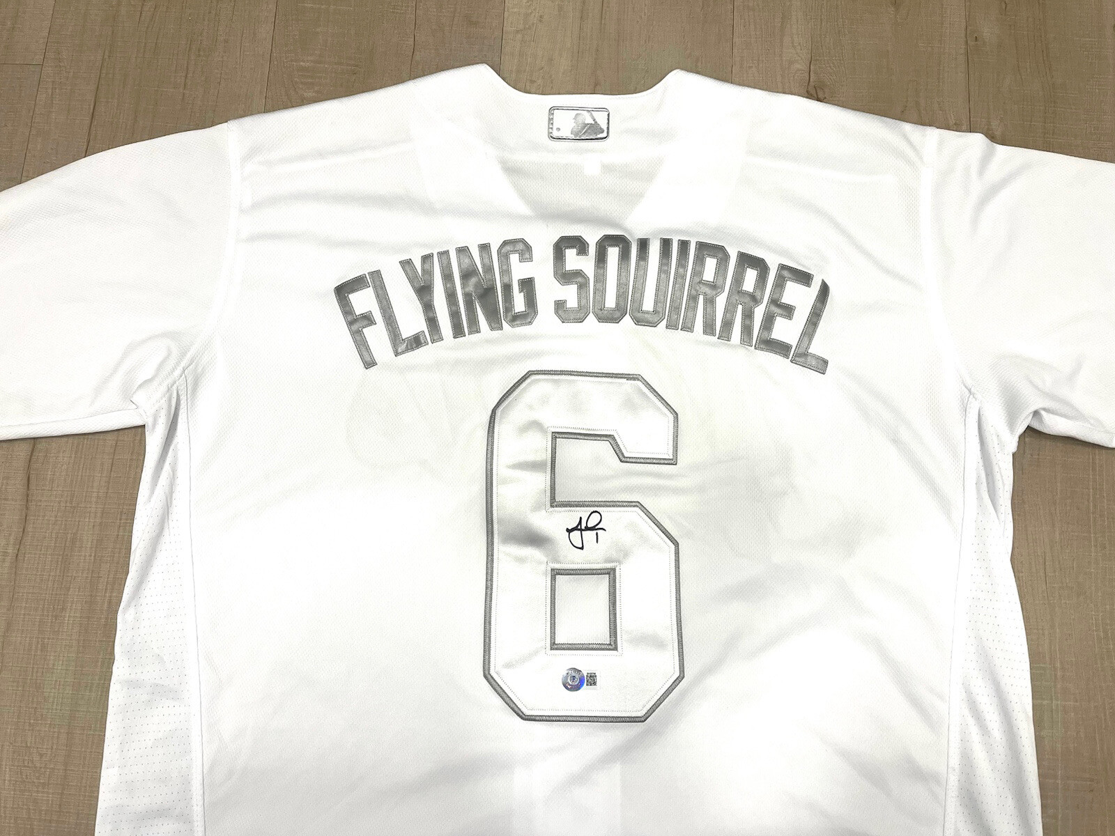 JEFF McNEIL HAND SIGNED NEW YORK METS FLYING SQUIRREL JERSEY BECKETT BAS CERT #2
