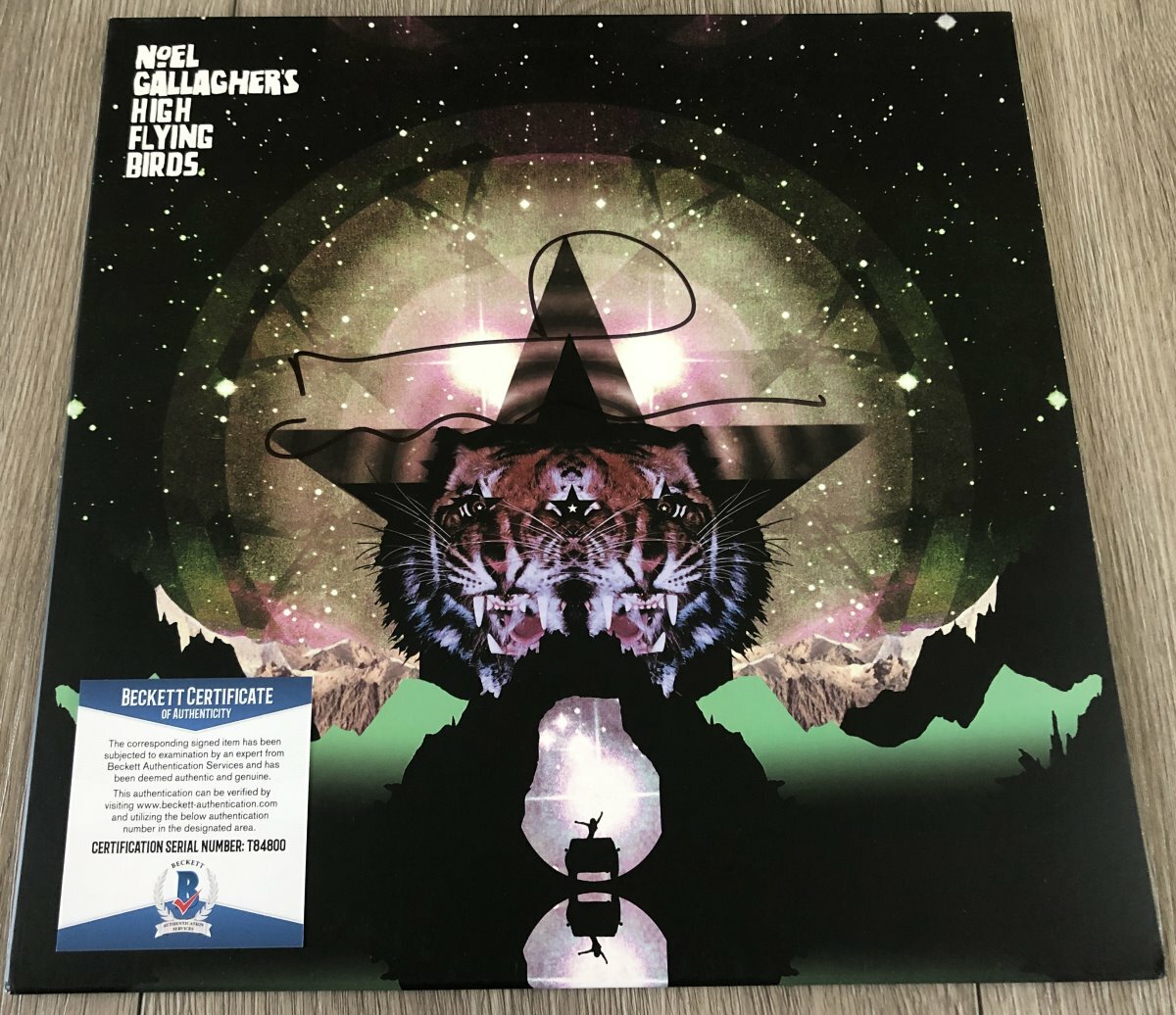 NOEL GALLAGHER HIGH FLYING BIRDS SIGNED BLACK STAR DANCING ALBUM w/PROOF BAS COA
