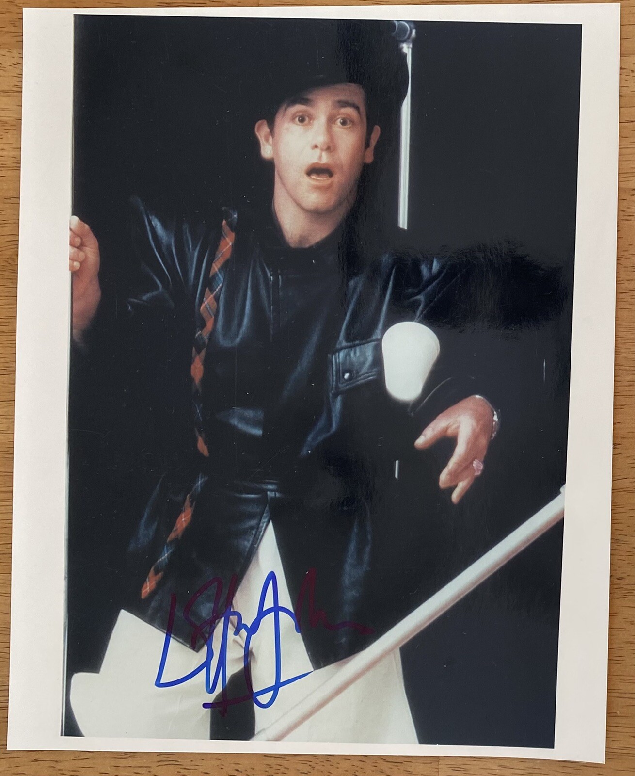 Elton John Signed Autographed 8x10 Photo Full JSA Letter
