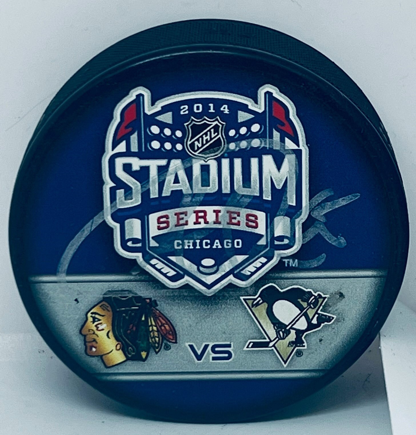 Andrew Shaw Chicago Blackhawks signed 2014 Stadium Series Puck autographed
