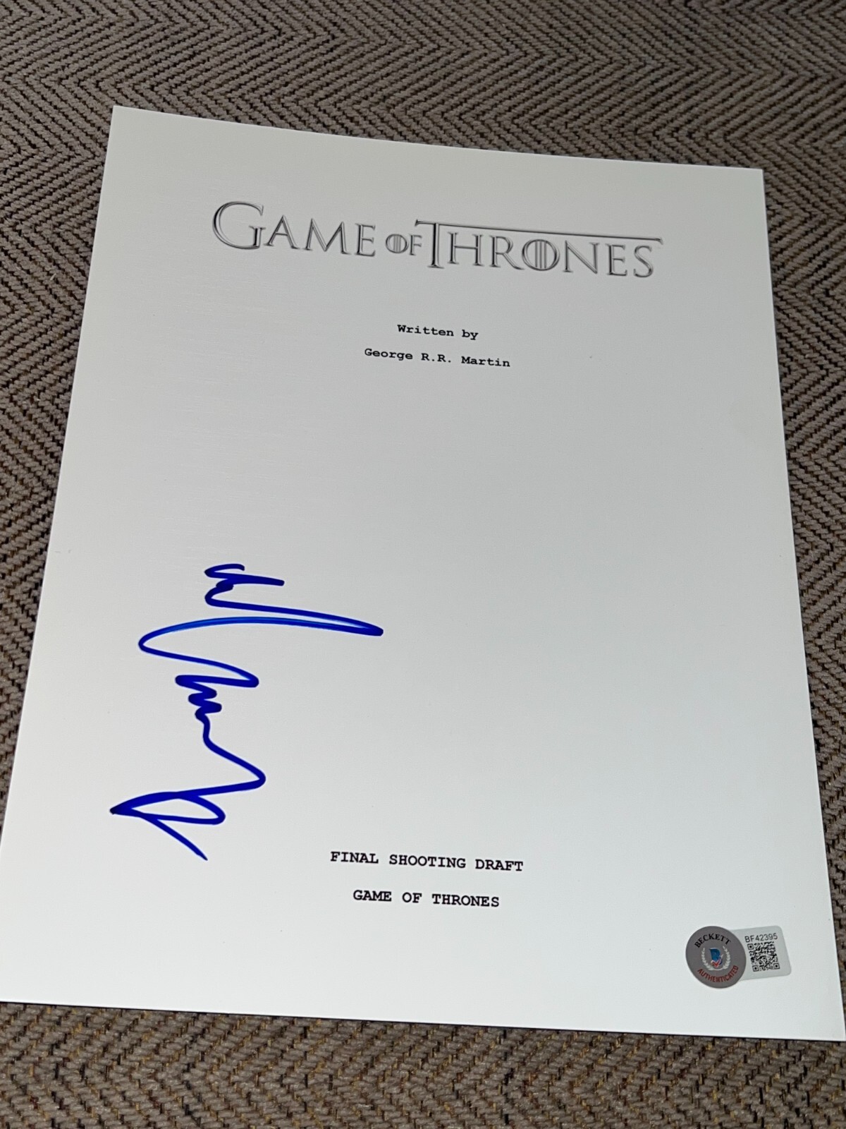 KIT HARINGTON SIGNED AUTOGRAPH SCRIPT GAME OF THRONES TELEVISION BECKETT BAS COA
