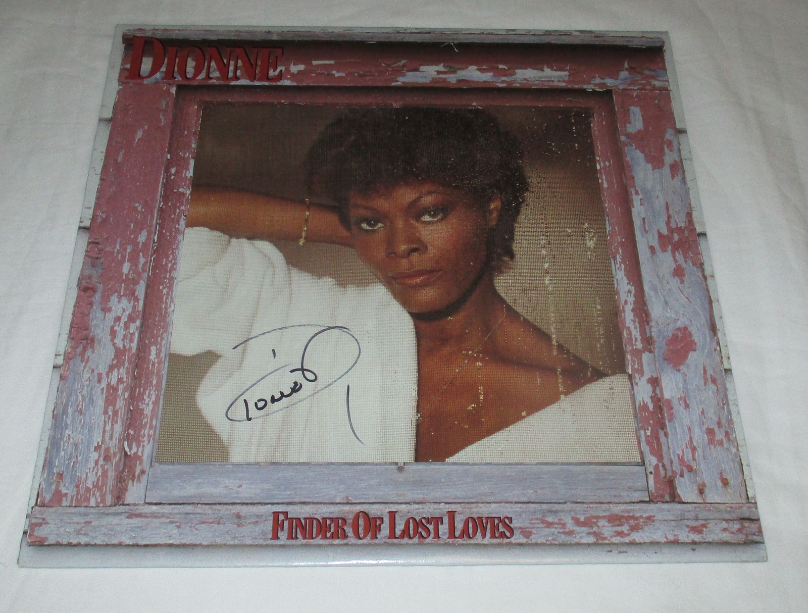 DIONNE WARWICK SIGNED FINDER OF LOST LOVE VINYL RECORD JSA
