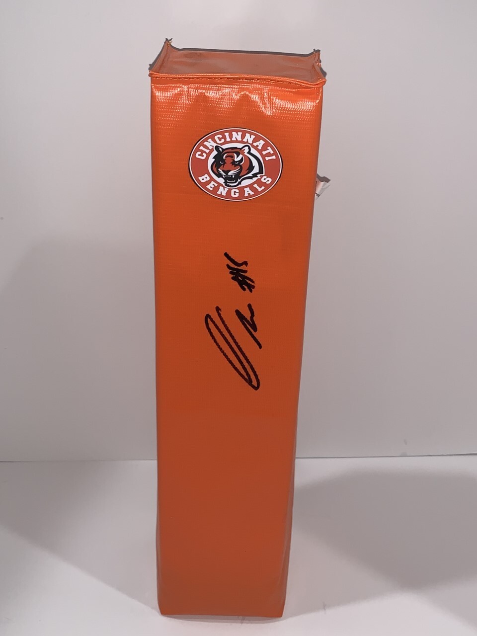 CHARLIE JONES SIGNED TOUCHDOWN PYLON CINCINNATI BENGALS NFL STAR PROOF
