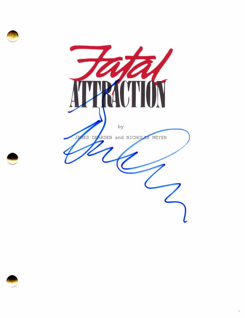 Glenn Close Signed Autograph Fatal Attraction Full Movie Script Michael Douglas
