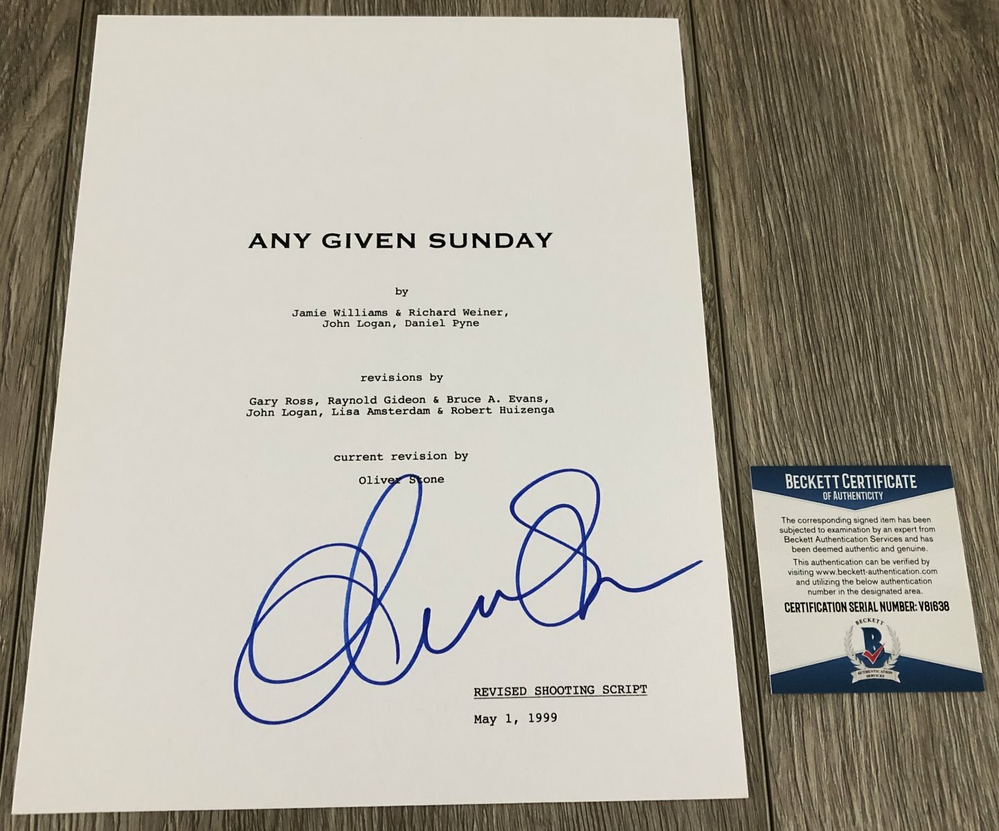 OLIVER STONE SIGNED ANY GIVEN SUNDAY SCRIPT w/EXACT PROOF & BECKETT BAS COA
