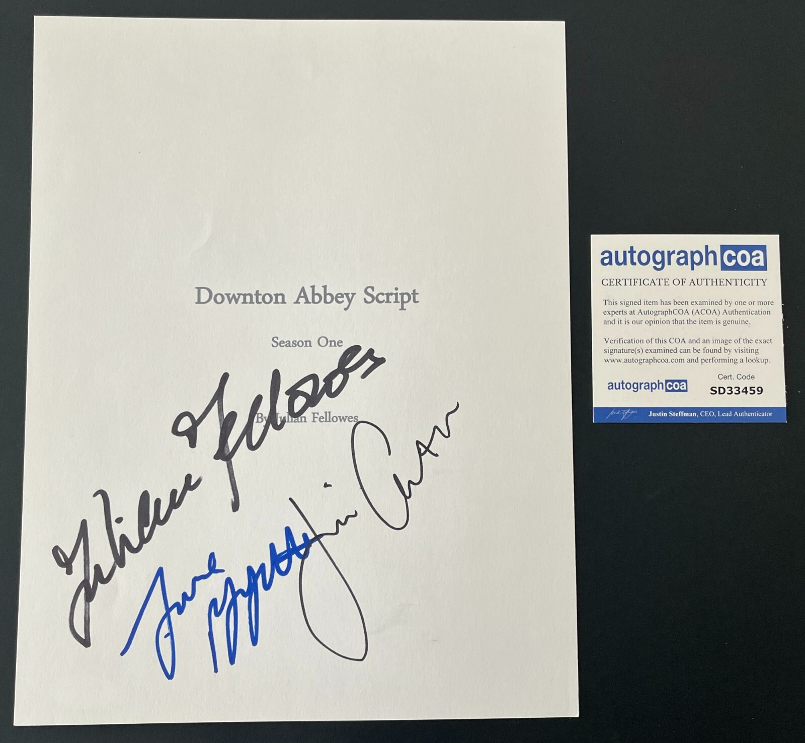 JULIAN FELLOWES JIM CARTER & FROGGATT SIGNED DOWNTON ABBEY SCRIPT w/EXACT PROOF
