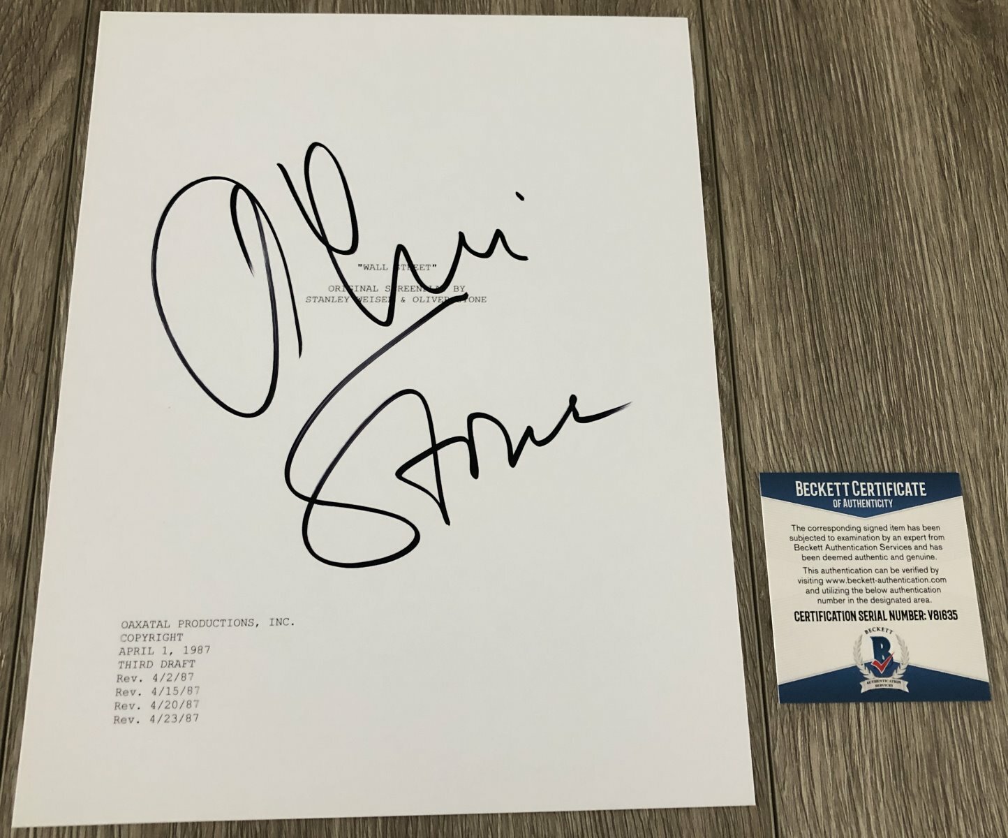 OLIVER STONE SIGNED WALL STREET 129 PAGE SCRIPT w/EXACT PROOF & BECKETT BAS COA
