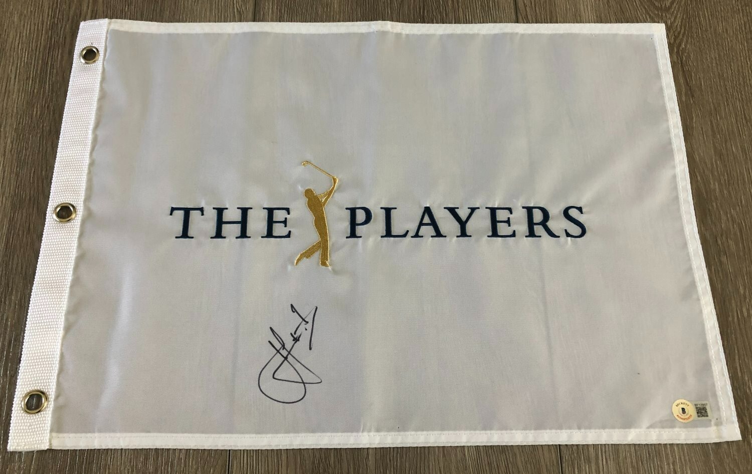 CAMERON SMITH SIGNED THE PLAYERS CHAMPIONSHIP FLAG w/EXACT PROOF BECKETT BAS COA
