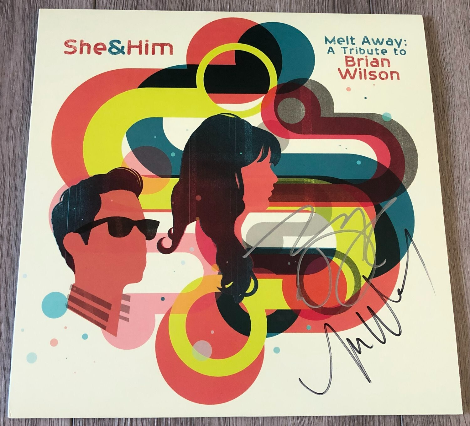 SHE + HIM ZOOEY DESCHANEL & M. WARD SIGNED MELT AWAY VINYL LP & BECKETT BAS COA
