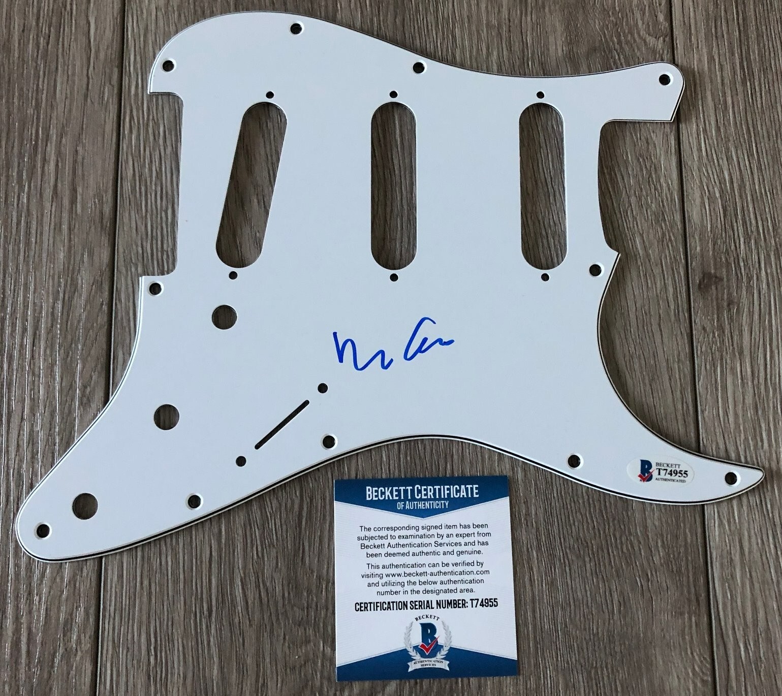 YOKO ONO SIGNED AUTOGRAPH BEATLES GUITAR PICKGUARD W/EXACT PROOF BAS BECKETT COA COLLECTIBLE MEMORABILIA