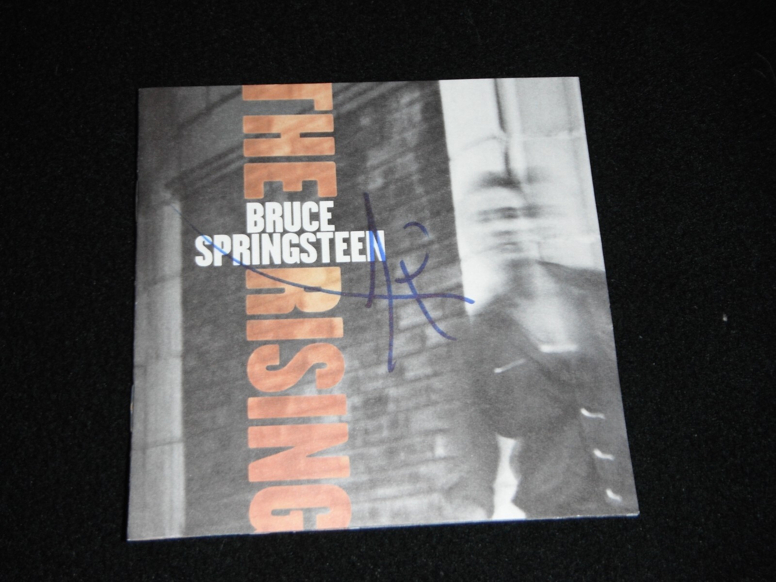 BRUCE SPRINGSTEEN THE RISING SIGNED BY NILS LOFGREN CD COVER
