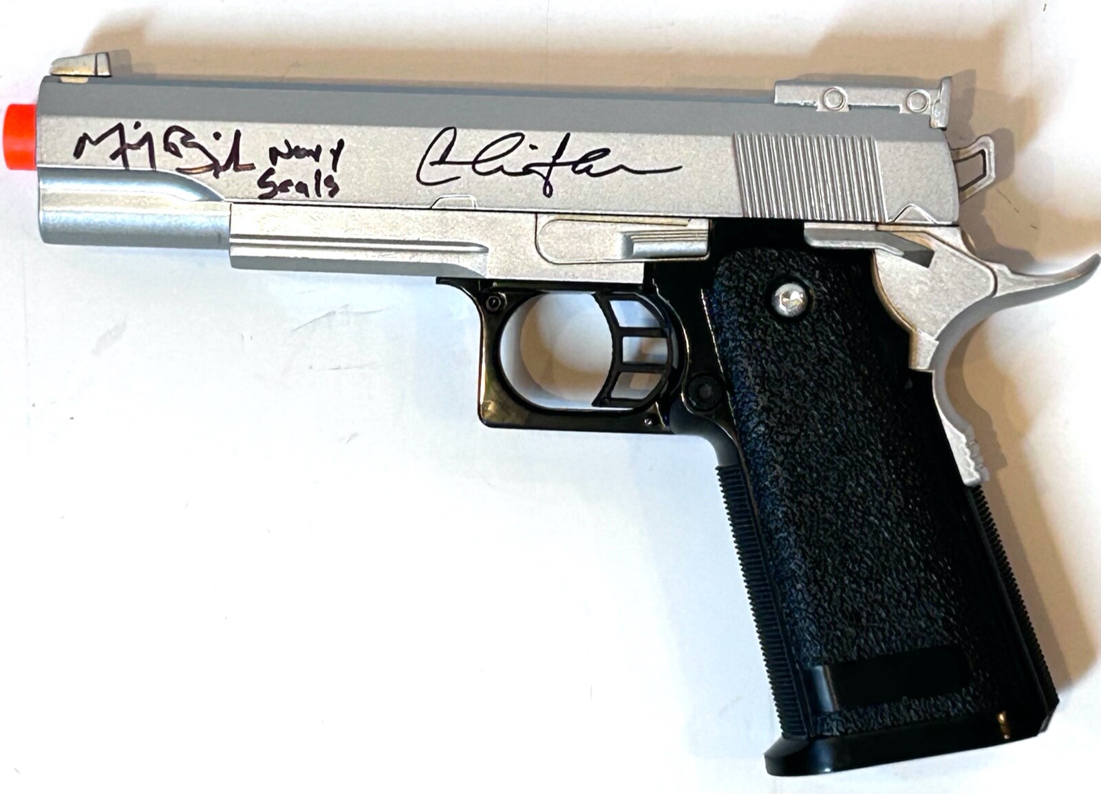CHARLIE SHEEN MICHAEL BIEHN NAVY SEAL SIGNED AUTO 45 MILLIMETER PROP PISTOL JSA COLLECTIBLE MEMORABILIA