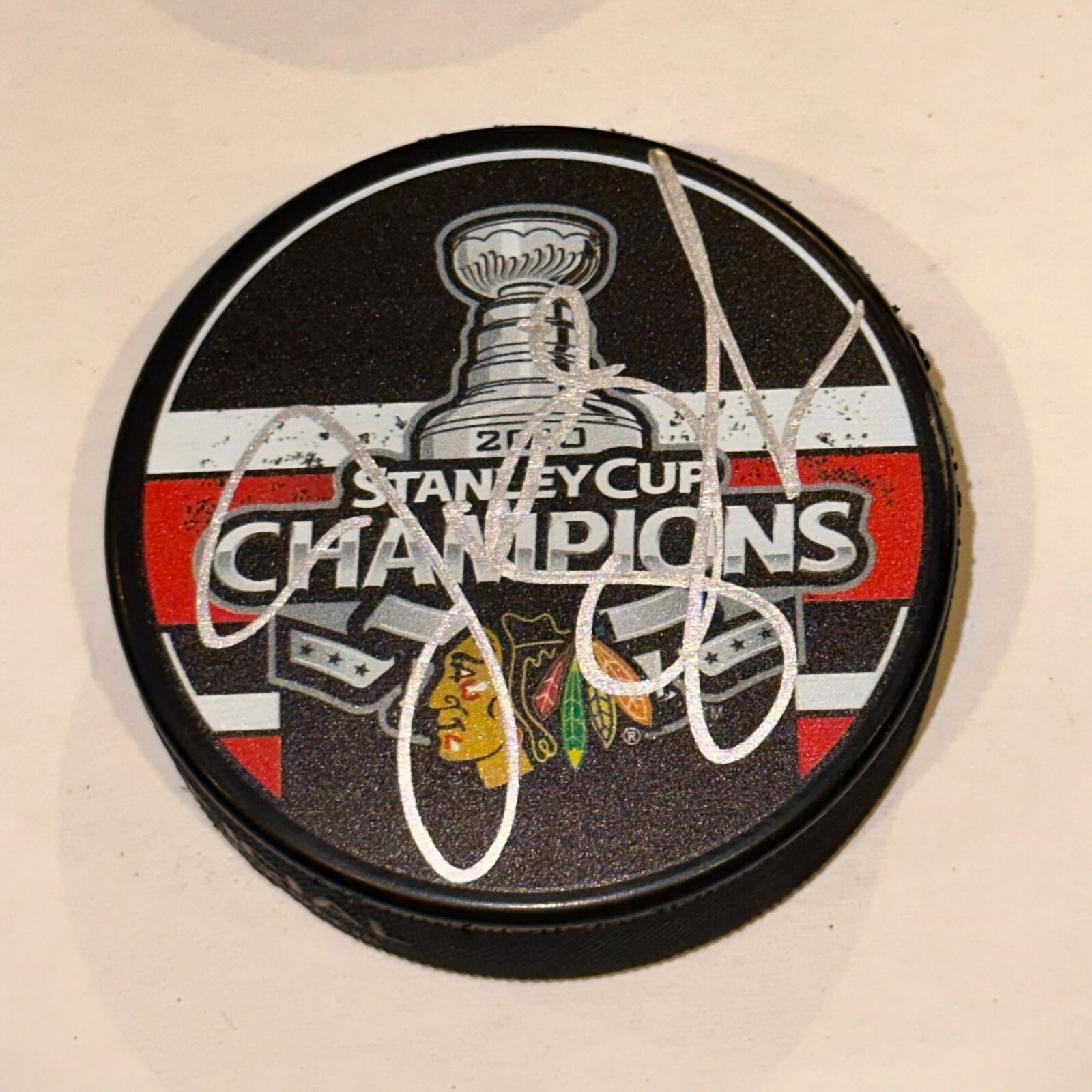 JOEL QUENNEVILLE (Blackhawks) Signed 2010 STANLEY CUP CHAMPS Puck Beckett BAS
