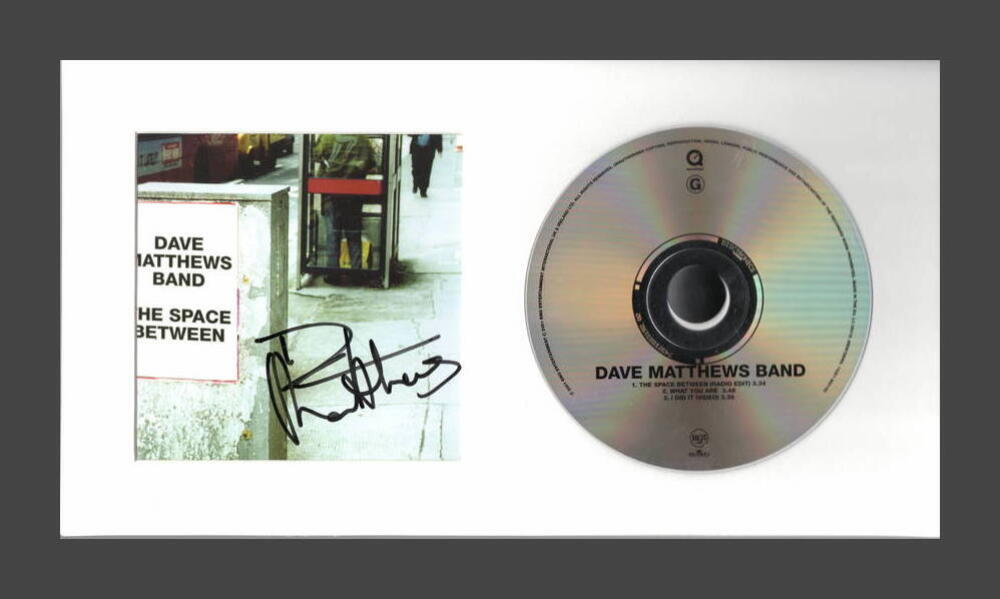 DAVE MATTHEWS SIGNED AUTOGRAPH THE SPACE BETWEEN FRAMED CD DISPLAY BAND JSA COA