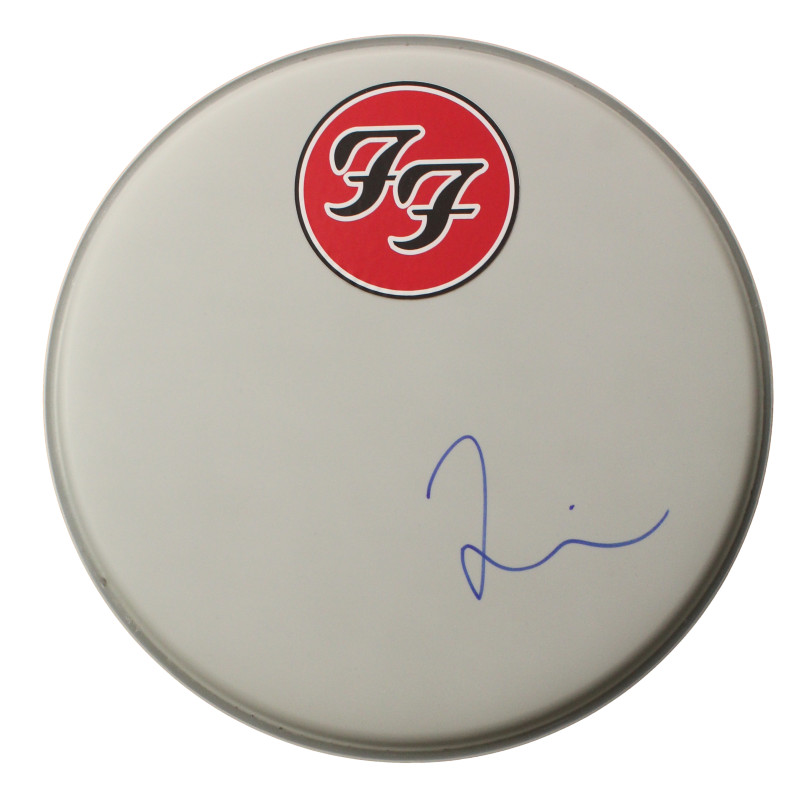 TAYLOR HAWKINS SIGNED AUTOGRAPH 12″ DRUMHEAD – FOO FIGHTERS LEGEND W/ JSA COA COLLECTIBLE MEMORABILIA