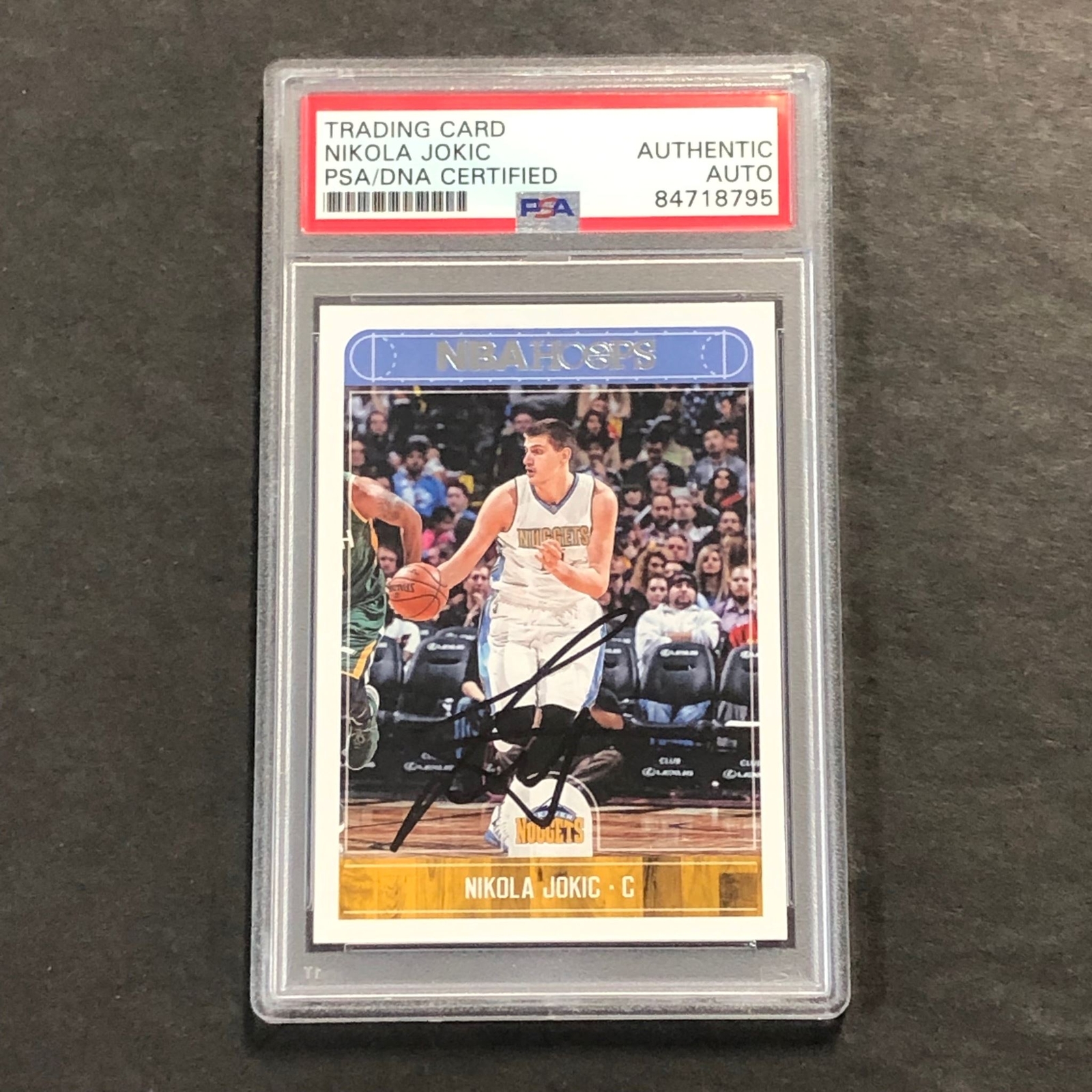 2017-18 NBA Hoops #140 Nikola Jokic Signed AUTO PSA Slabbed Nuggets
