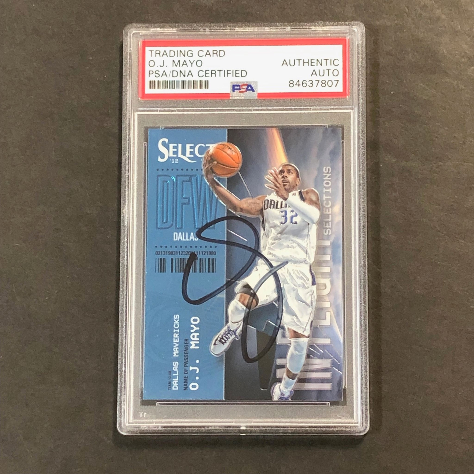 2012-13 Panini Select #8 O.J. Mayo Signed Card AUTO PSA Slabbed Mavericks