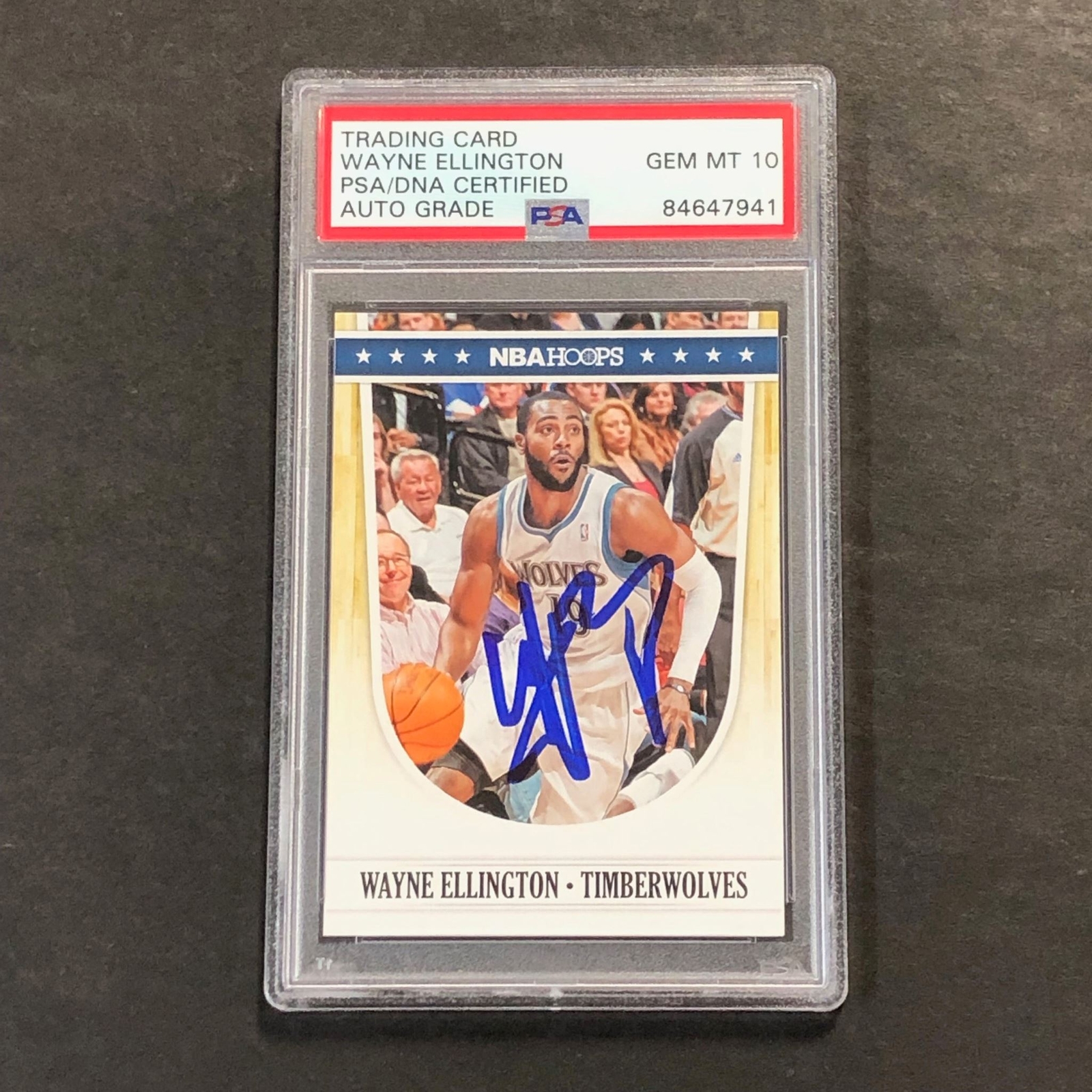 2011-12 NBA Hoops #134 Wayne Ellington Signed Card AUTO 10 PSA Slabbed Timberwol