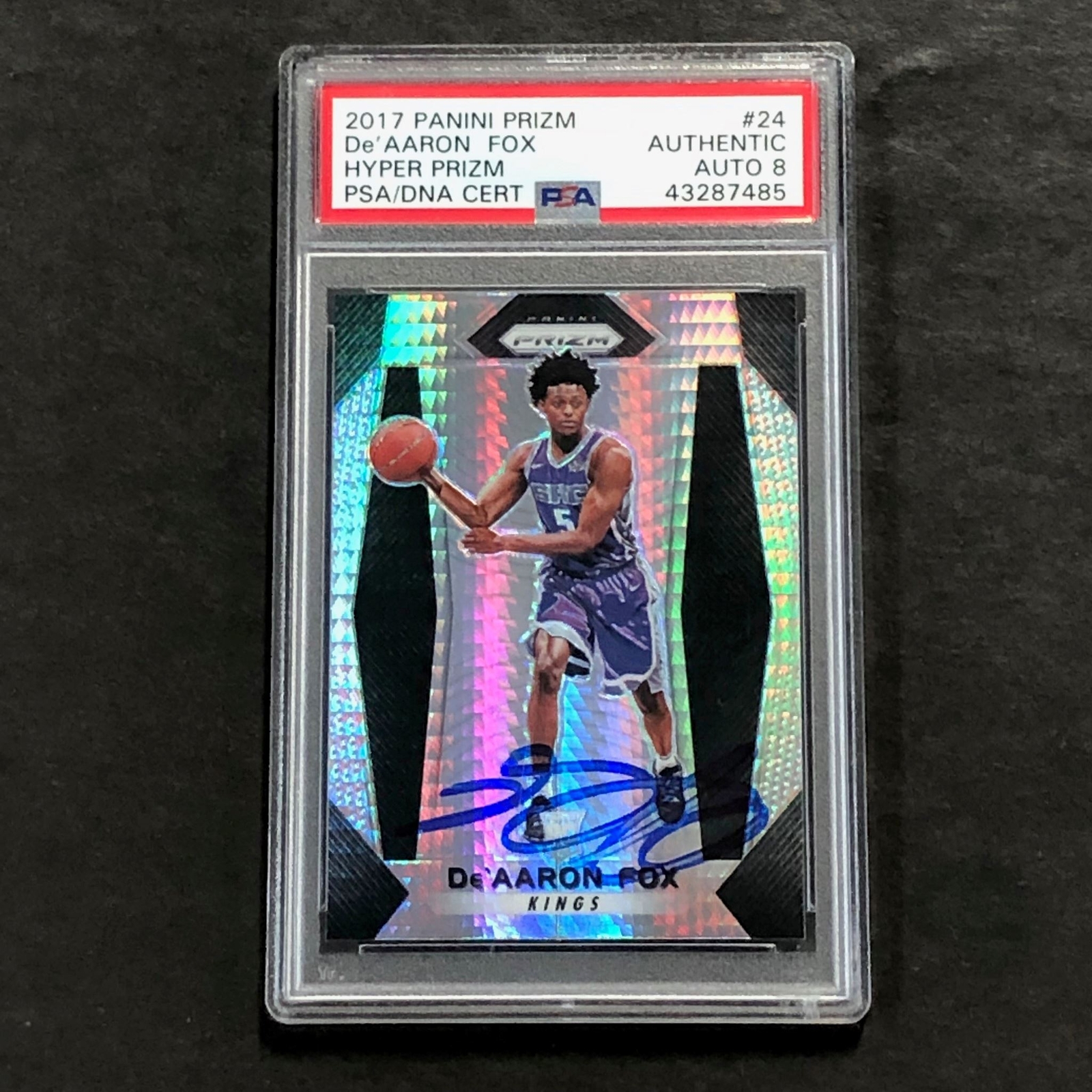 2017-18 Panini Hyper Prizm #24 De'Aaron Fox Signed Auto 8 PSA RC