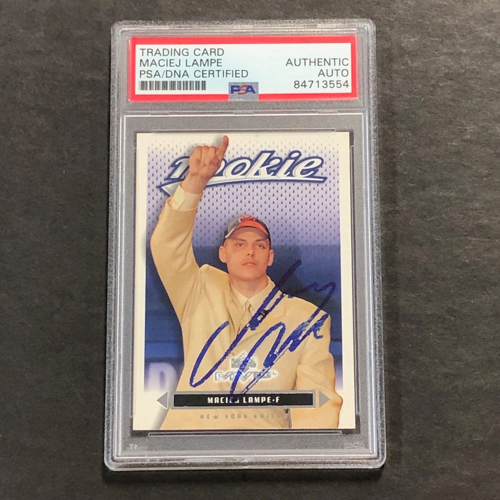 2002-03 Upper Deck MVP #230 Maciej Lampe Signed Card PSA Slabbed RC Knicks