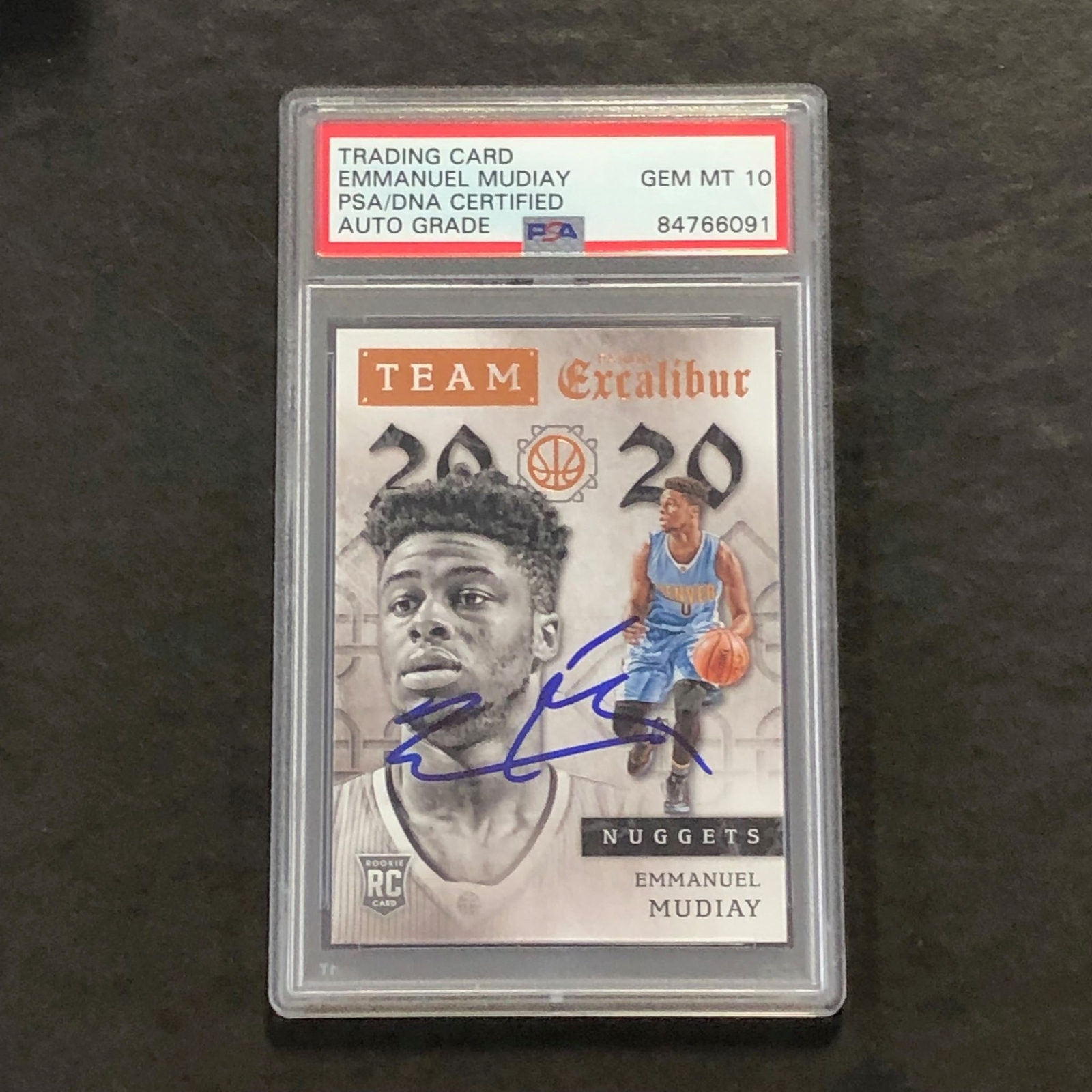 2015-16 Panini Excalibur #32 Emmanuel Mudiay Signed Rookie Card AUTO 10 PSA Slab