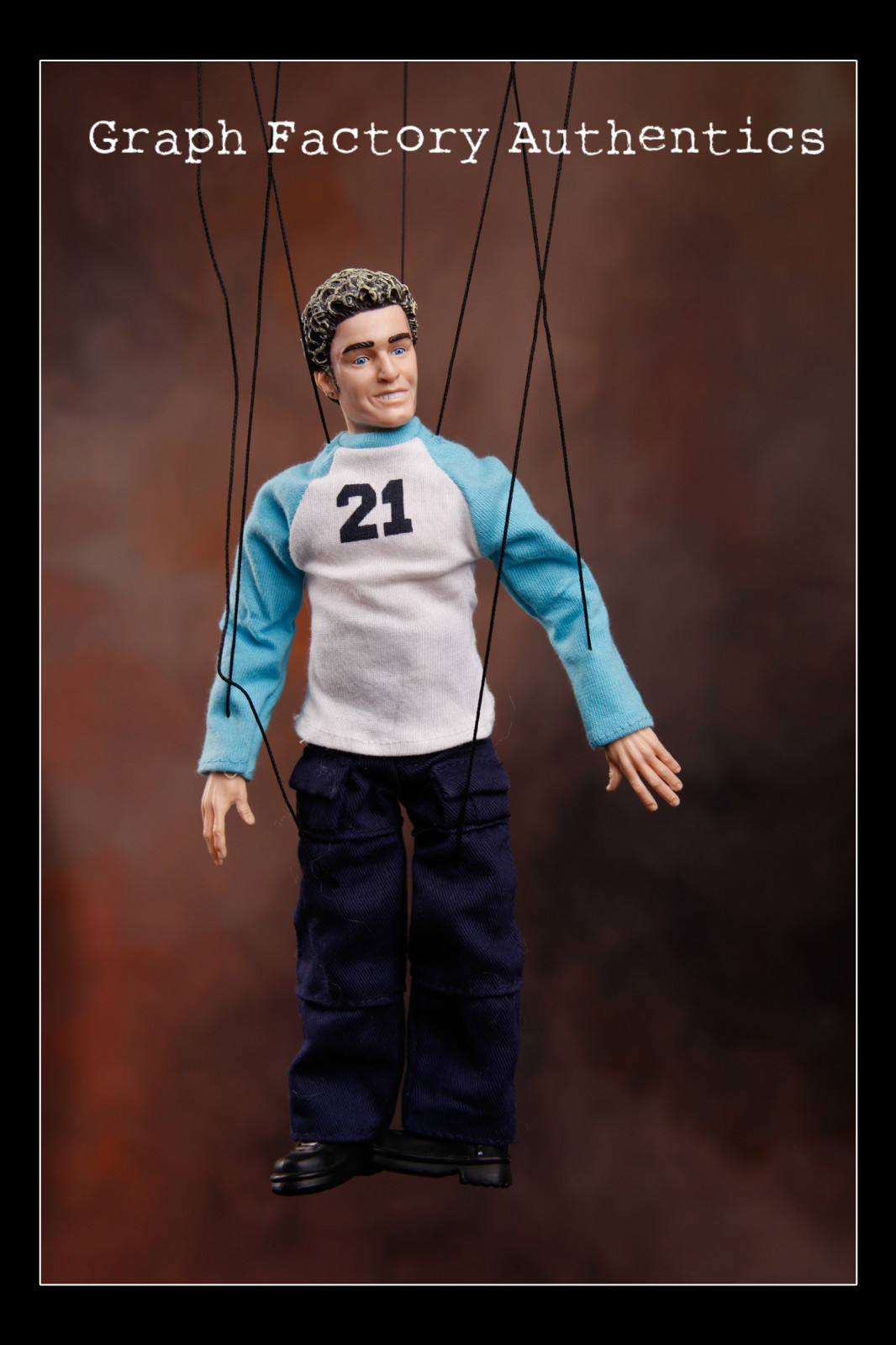 GFA Nsync Boy Band * JUSTIN TIMBERLAKE * Collectors Puppet Doll VD1 COA