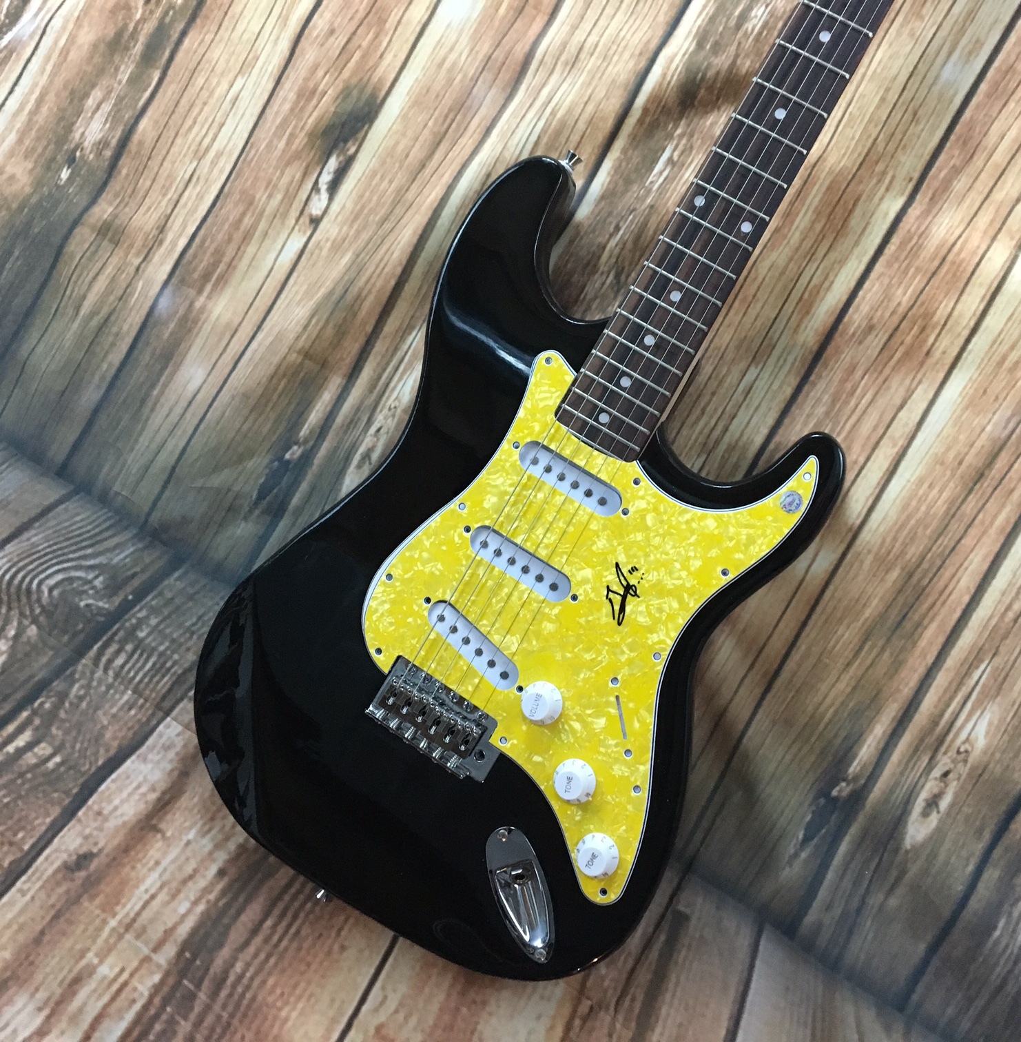 GFA Shinedown Frontman * BRENT SMITH * Signed Electric Guitar B1 COA