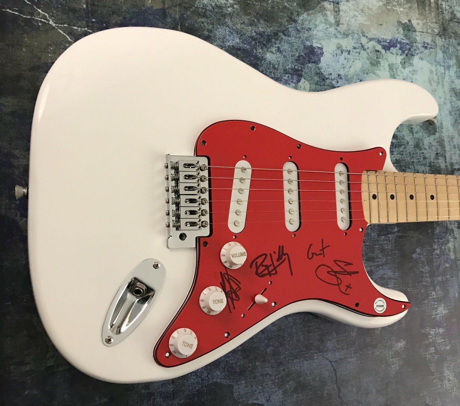 GFA Gavin Bennett x4 Band * BAD SUNS * Signed Red Electric Guitar B4 COA