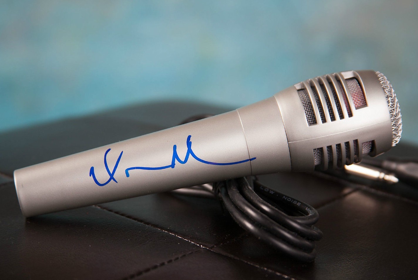 GFA Sugar Ray Band * MARK McGRATH * Signed New Microphone PROOF COA