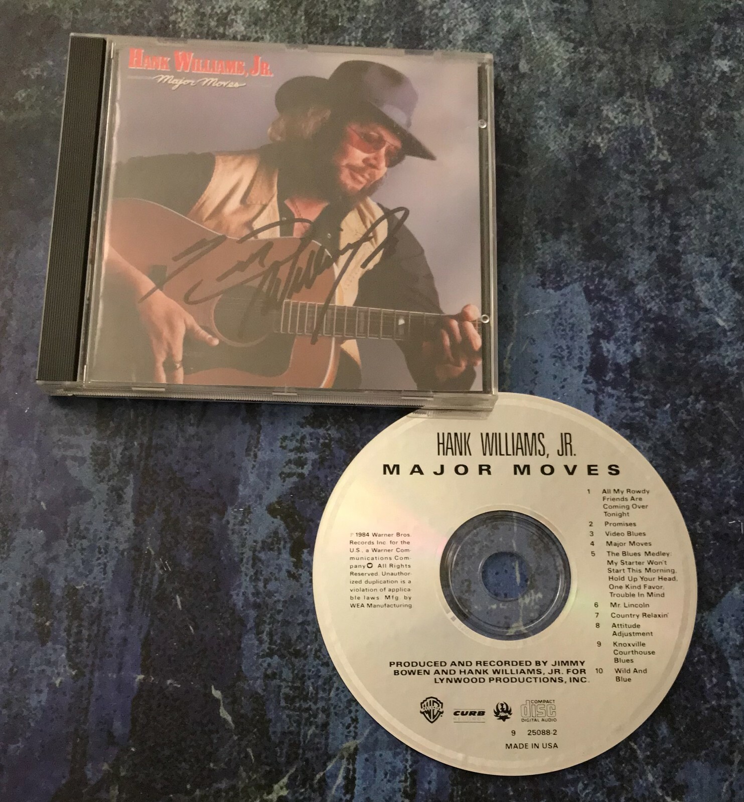 GFA All My Rowdy Friends * HANK WILLIAMS JR. * Signed CD Booklet COA