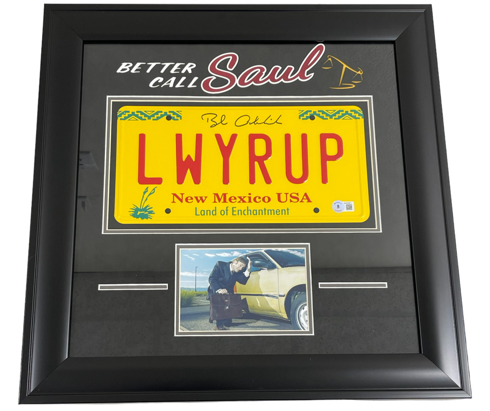 BOB ODENKIRK SIGNED FRAMED LICENSE PLATE LWYERUP BREAKING BAD AUTOGRAPH BECKETT COLLECTIBLE MEMORABILIA