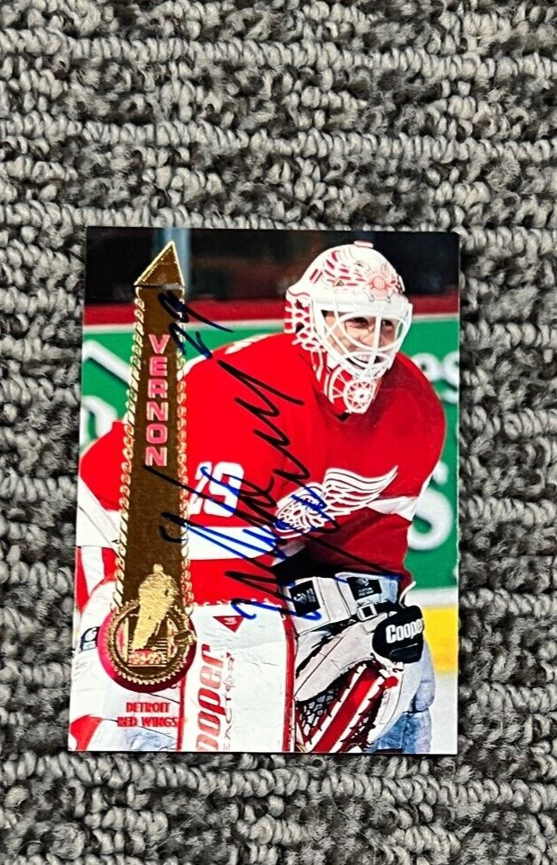 Mike Vernon signed autographed 1994-1995 Pinnacle Card Detroit Redwings