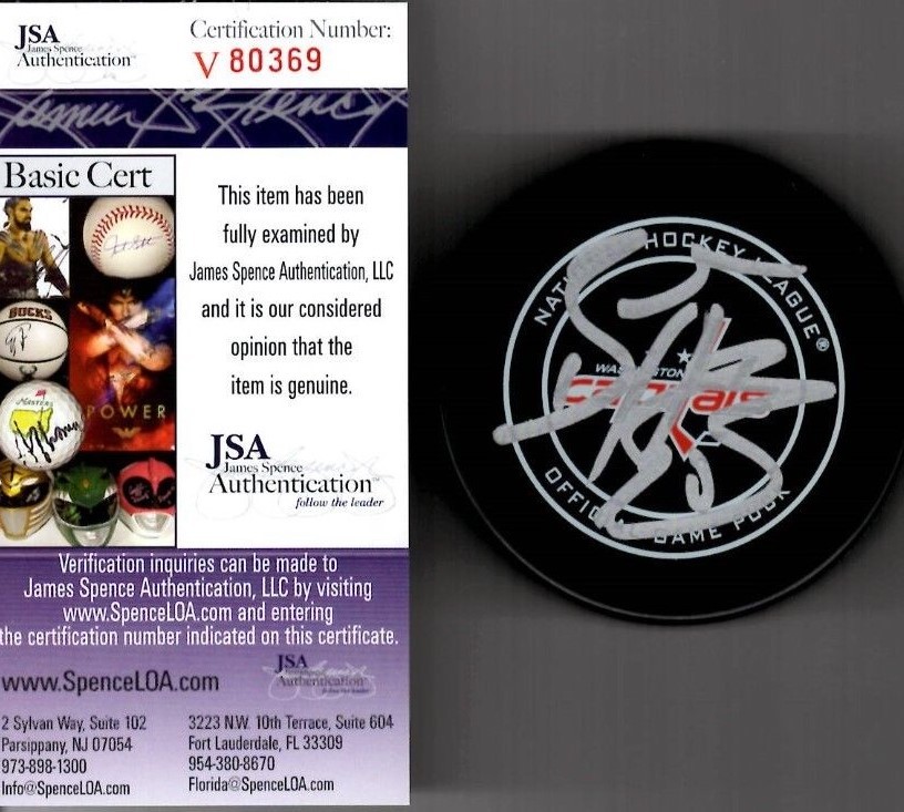 Braden Holtby Signed Official NHL Game Puck JSA COA #V80369 Washington Capitals